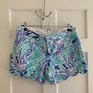 Lilly Pulitzer Buttercup scalloped shorts